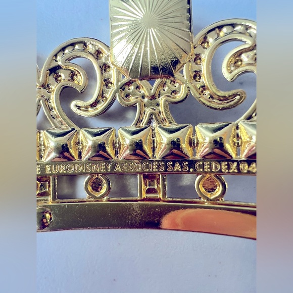 New Girls Disney Cinderella Gold Colored Tiara with Blue Jewels Metal Crown - Picture 13 of 15